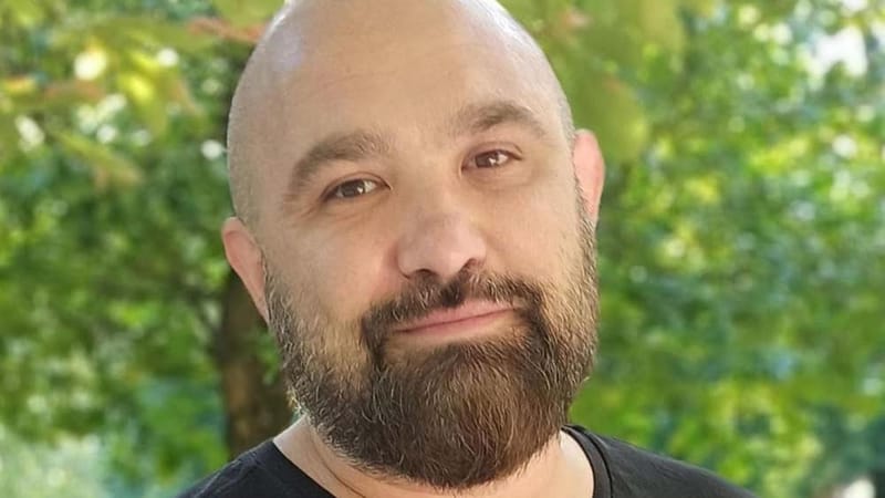 El mundo virtual es más peligroso, no sabes lo lejos que puede llegar — Antonio Fernandes, experto en ciberseguridad, en La Opinión A Coruña